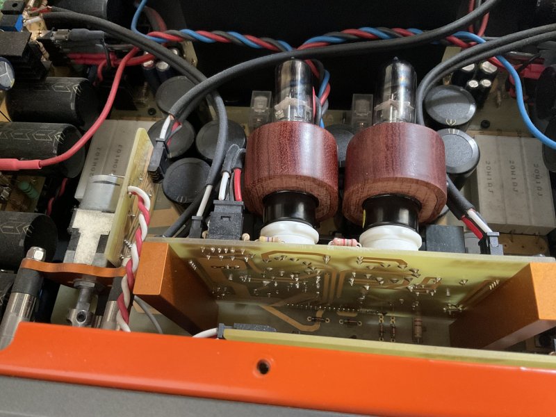 In Barn for Review: Riviera Audio Laboratories LEVANTE Integrated Amplifier  - Twittering Machines