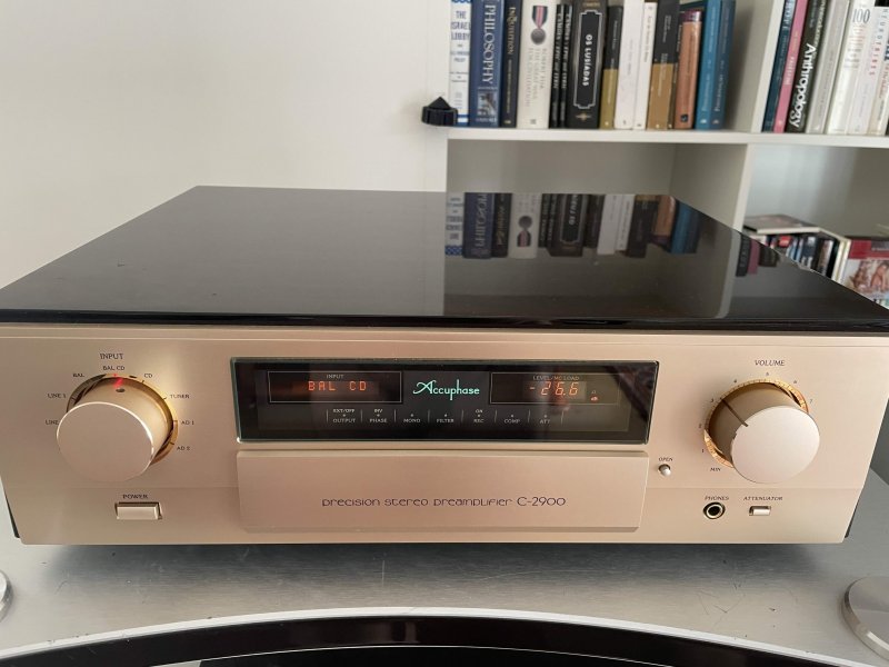 FS Accuphase C-2900 in mint (220v) EUR 15k