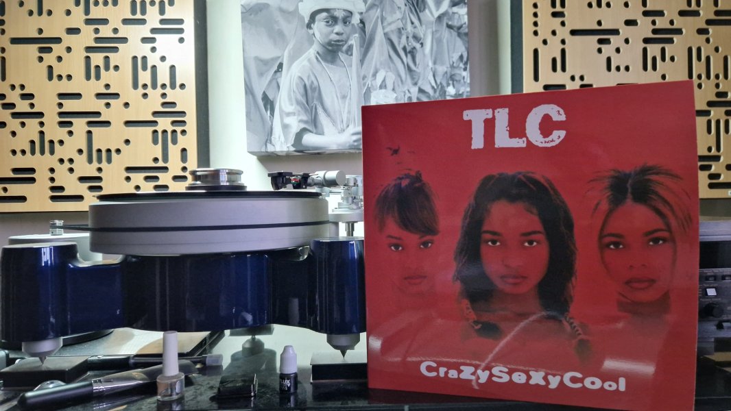 TLC - CraZySeXyCOol.jpg