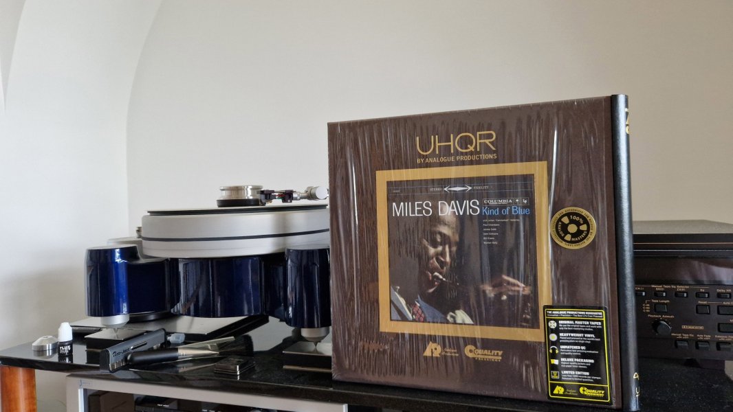 Miles Davis - Kind Of Blue.jpg