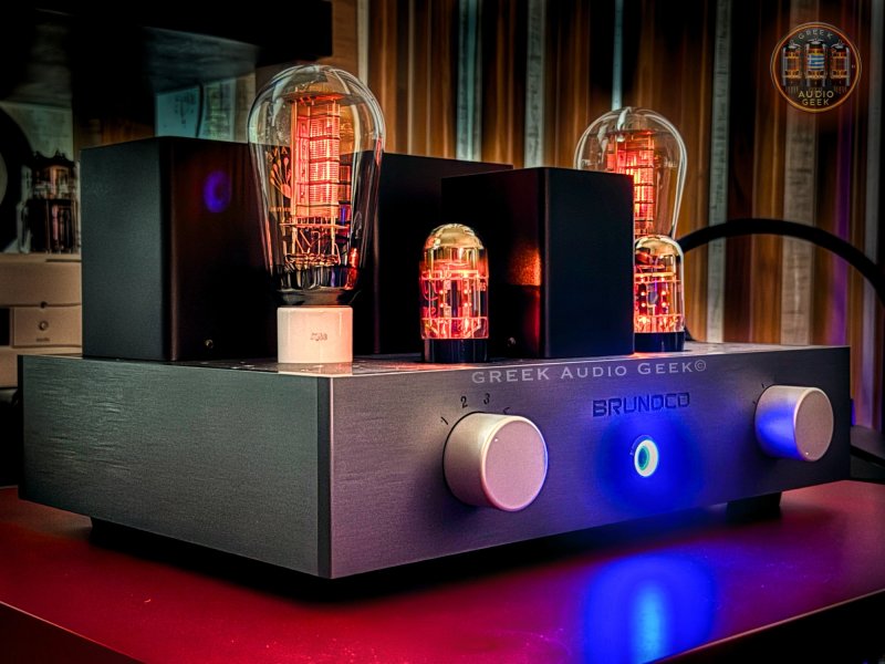 audiophile tube amp .jpg