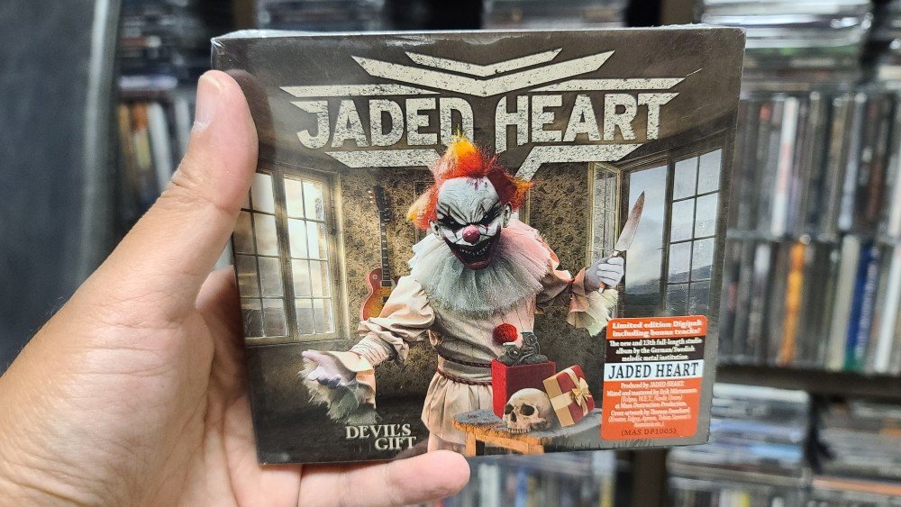 50482-jaded-heart-devils-gift-3294007062.jpg