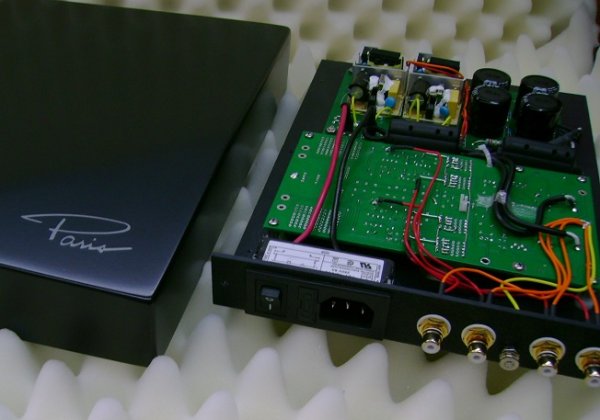 Paris PH-100 phono preamp.jpg