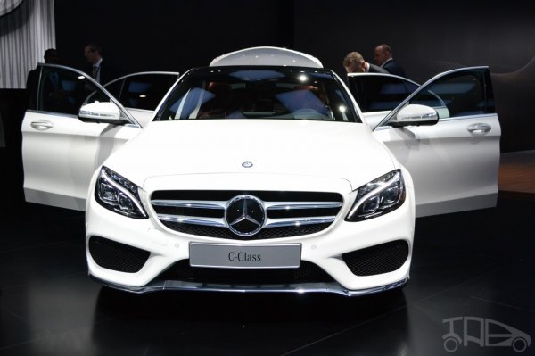 2014-Mercedes-Benz-C-Class_3098.jpg