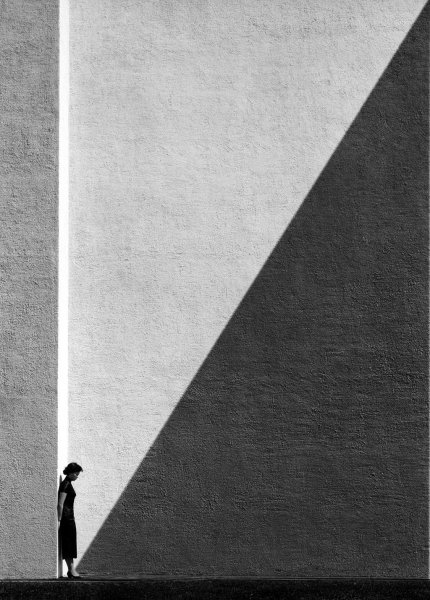 Fan Ho - Approaching Shadow - 1954.jpeg