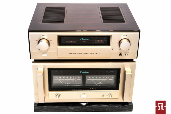 Accuphase_P7300-0035.jpg