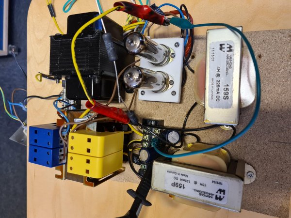 DaVa breadboard psu 1.jpg