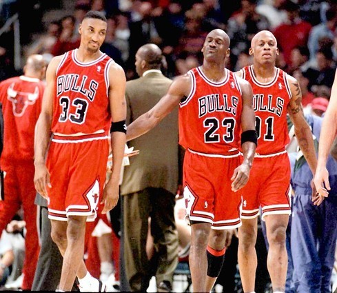 Michael-Jordan-Scottie-Pippen-Dennis-Rodman.jpg